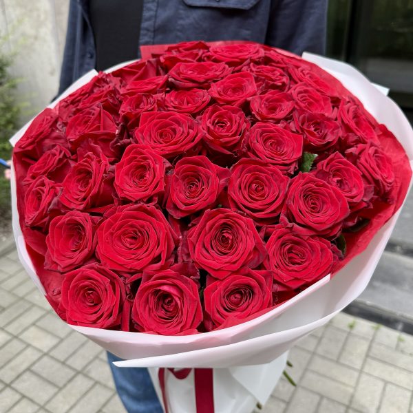 Bukiet  of red roses - obrazek 2