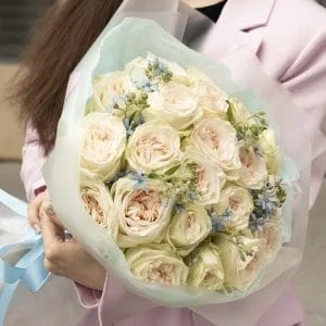 Bukiet pachnących róż - MONOBUKIETY | Kwiaciarnia Milosc Warszawa