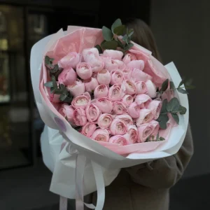 Poranna Delikatność – bukiet z jaskrów - Kwiaciarnia Miłość Warszawa