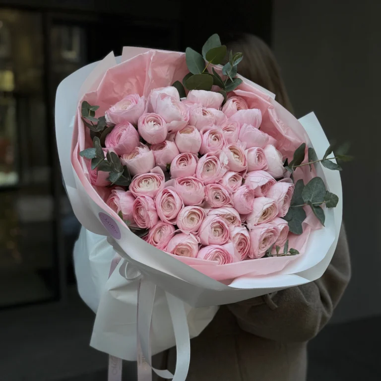 Poranna Delikatność – bukiet z jaskrów - Kwiaciarnia Miłość Warszawa