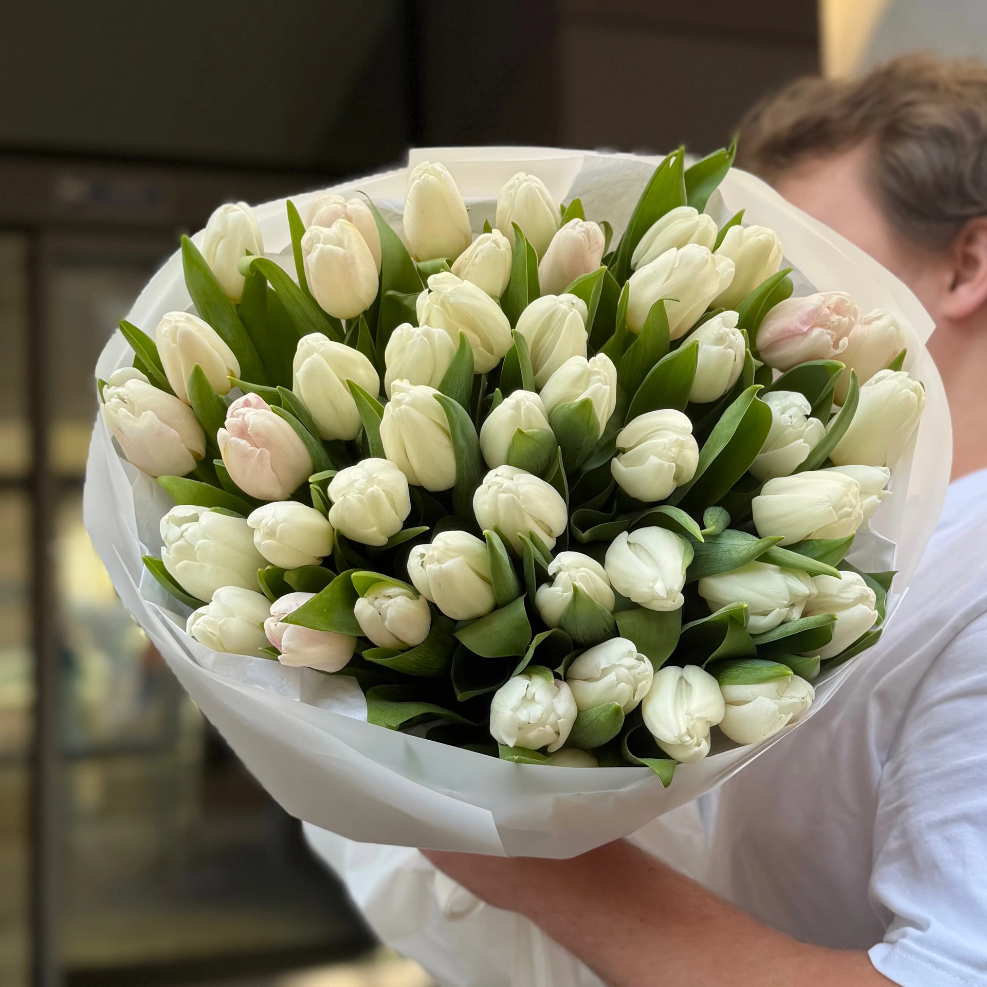 Białe tulipany - obrazek 4