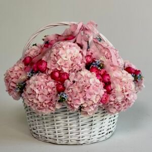Роскошная корзина цветов "Pink Love"